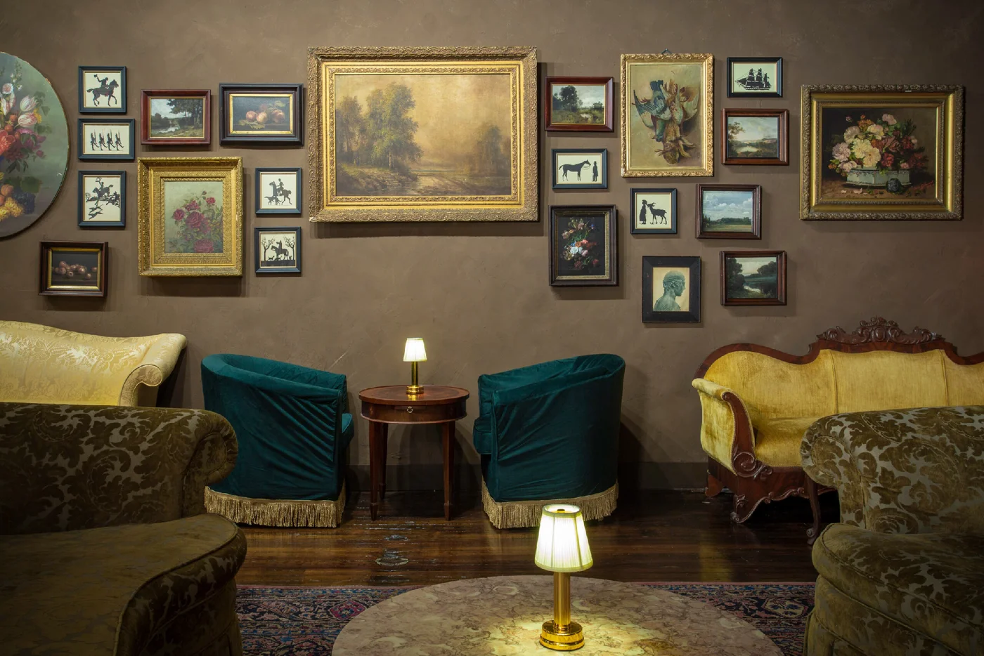 Black Walnut Mercantile & Restaurant - Image 5