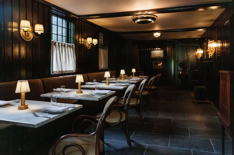 Lost Fox Tavern & Restaurant