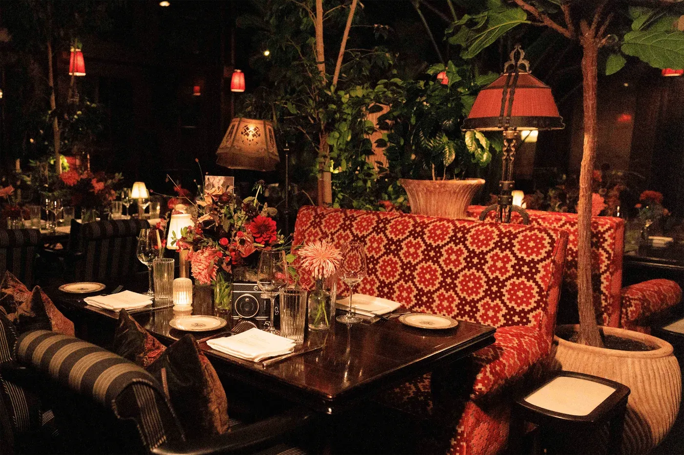 Maker Cafe & Restaurant - Image 2